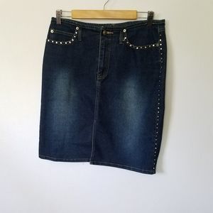 Women's Rave R4R Size 9 Jean Skirt.
